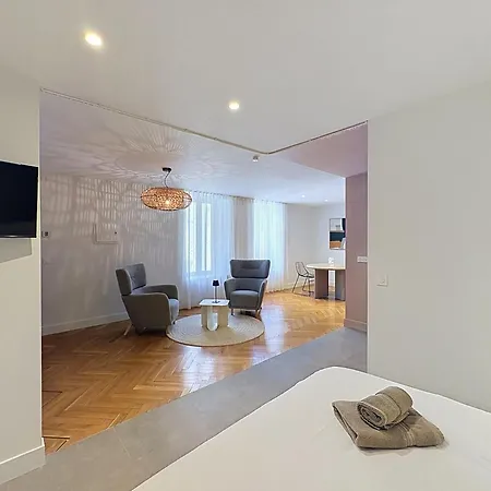Maison 65 피에르랏트